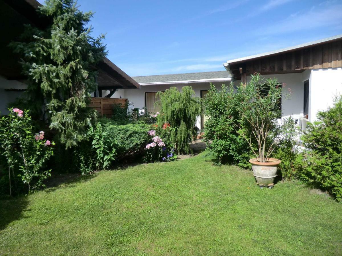 Ferienwohnung Graf Duene Karlshagen エクステリア 写真